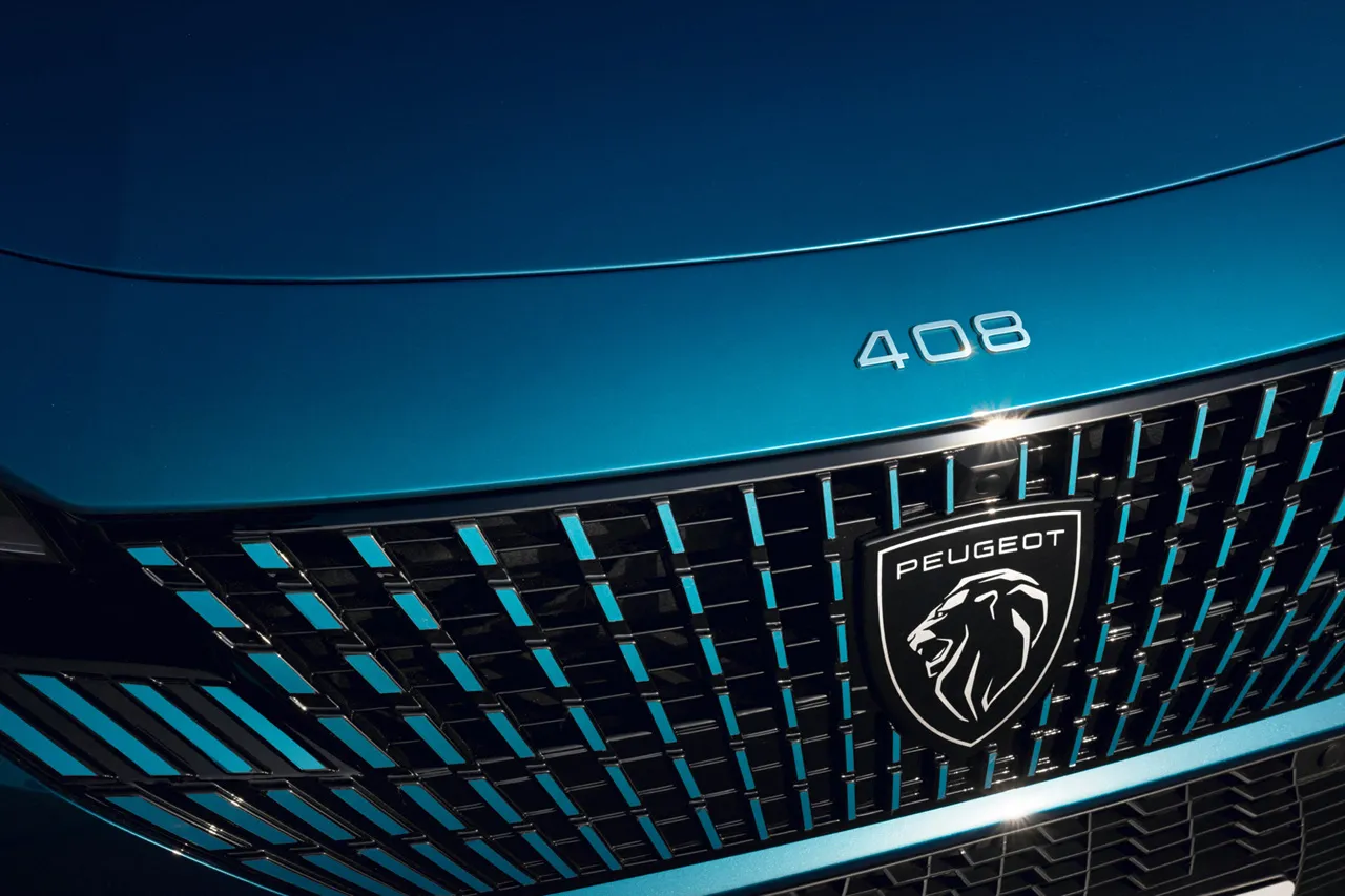 푸조 408 차량 정보 이미지