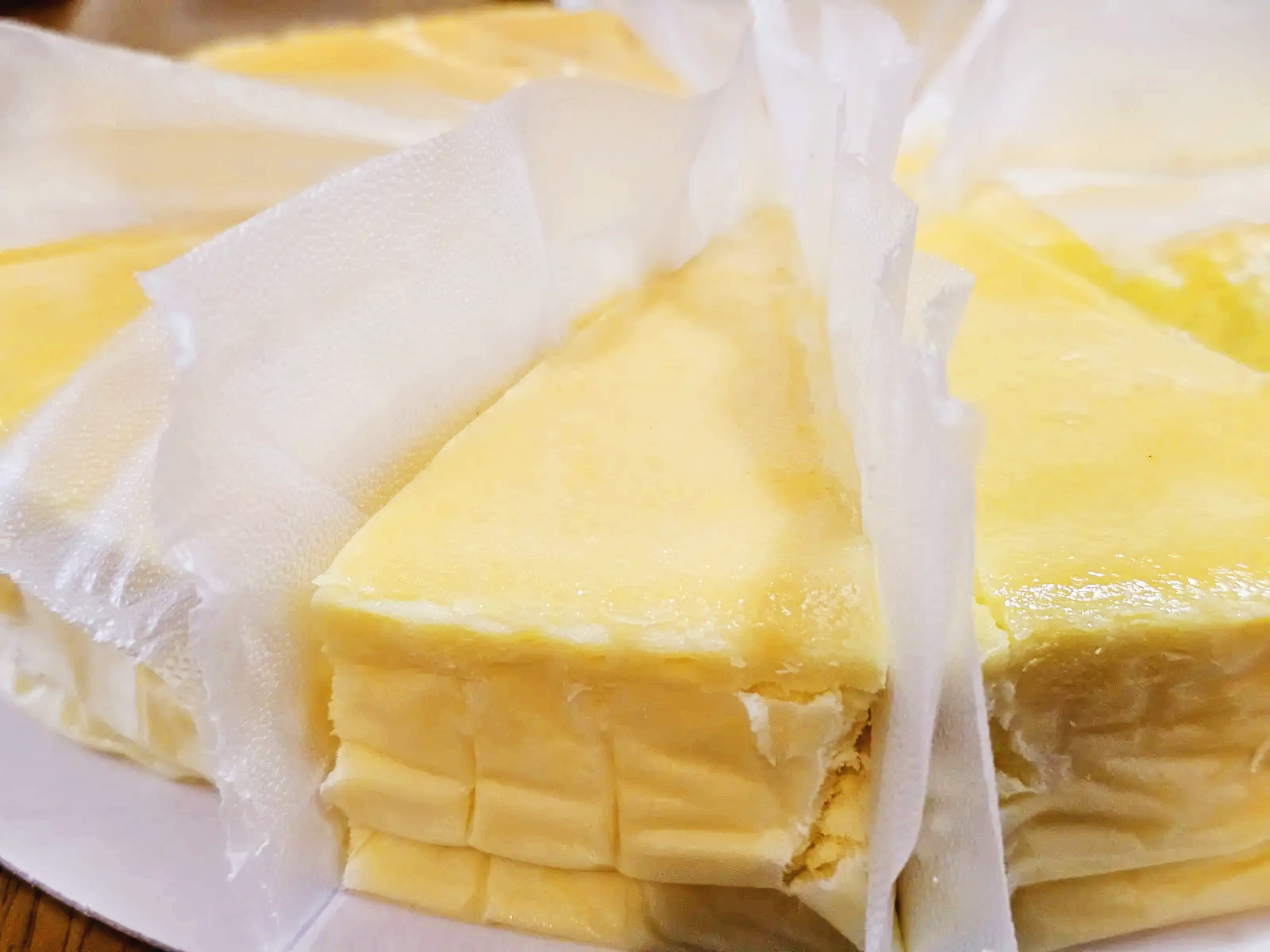 유산지 커팅 방법으로 치즈케익 소분하는 방법