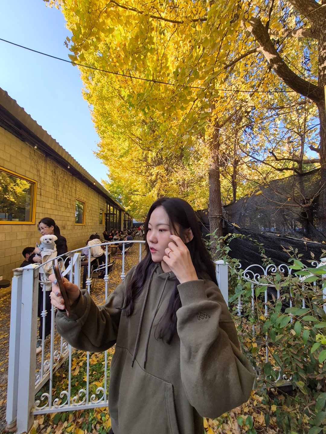 입구에서부터 풍겨오는 냄새💛