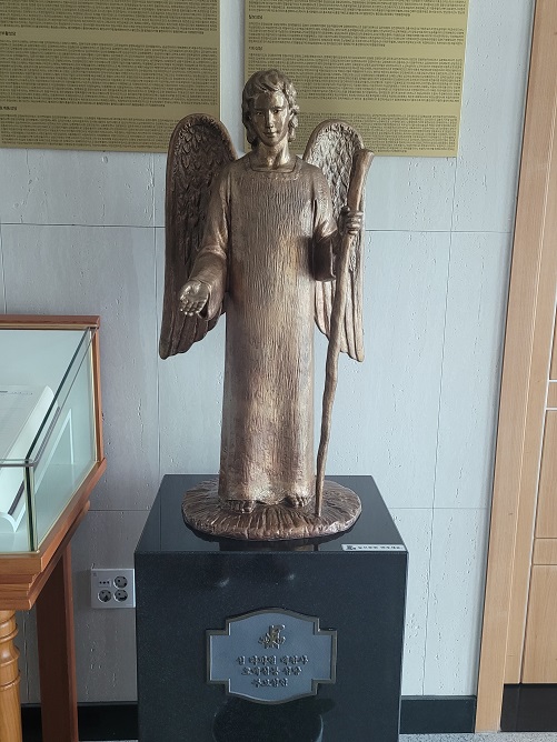 수원 호매실동성당 주보성인 성 라파엘 대천사