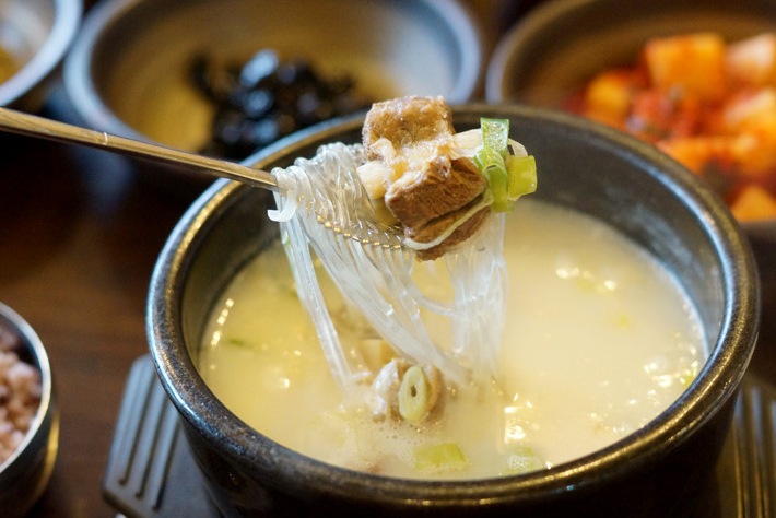 엄가네 곰탕 대표 메뉴