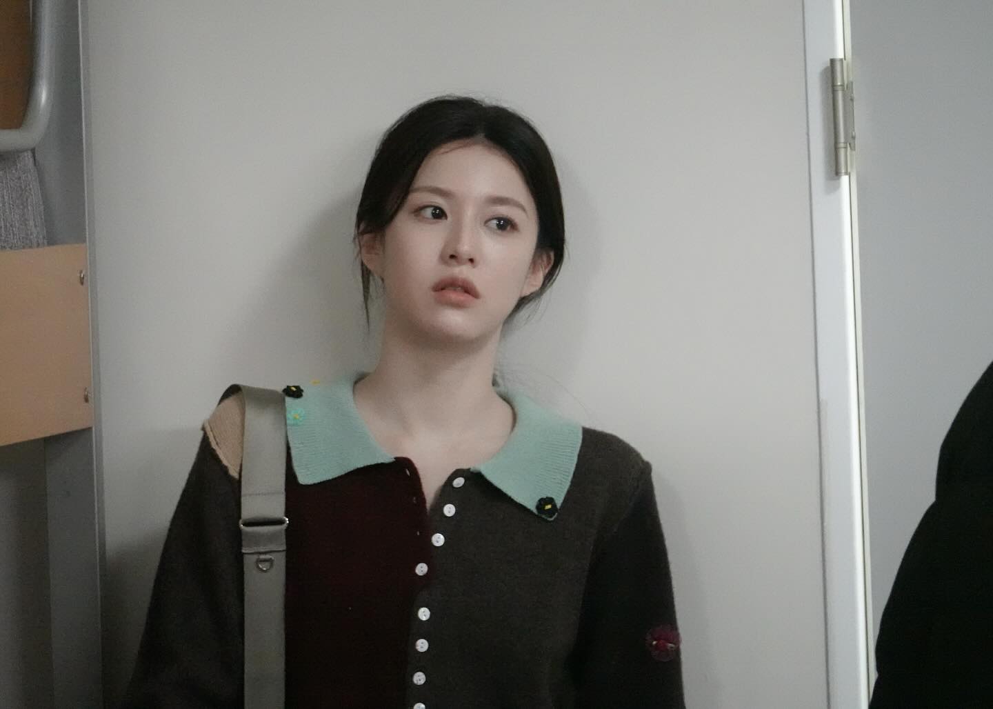 고윤정 얼굴이 가진 서사, 그녀를 보면 이야기 하나가 시작된다