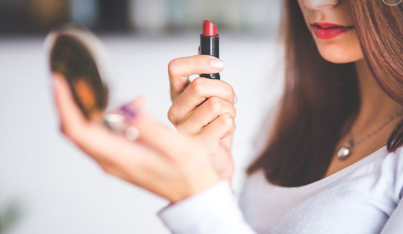 2024 화장품 트렌드 관련 사진