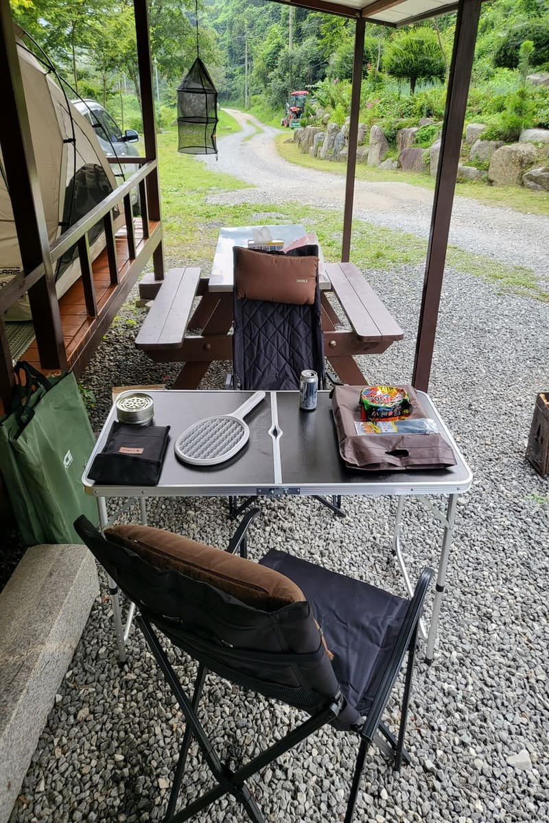 하늘아래첫집-캠핑테이블세팅