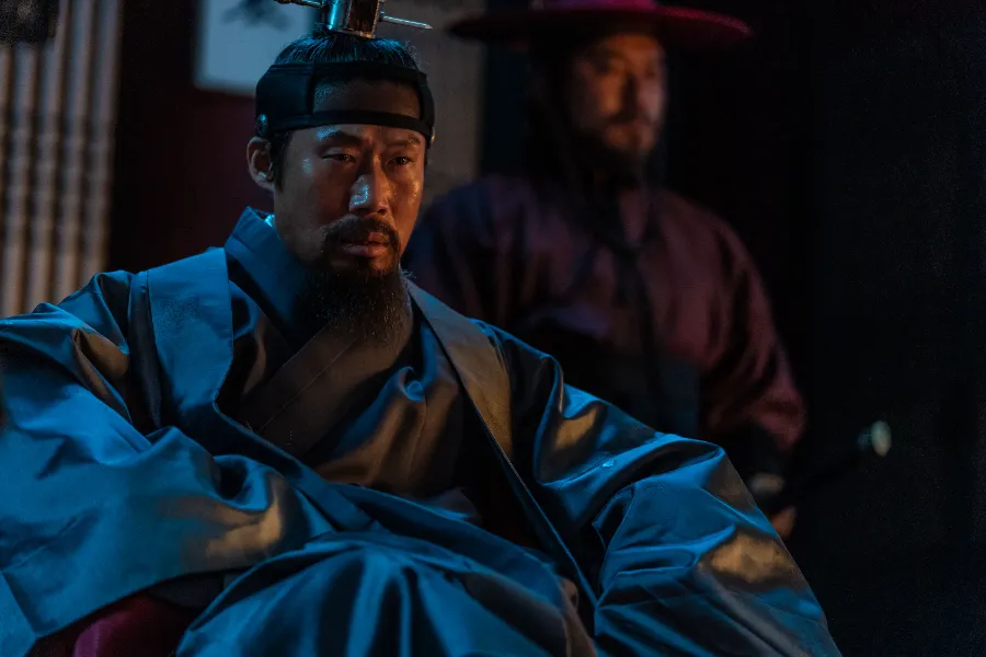 인조 역의 유해진