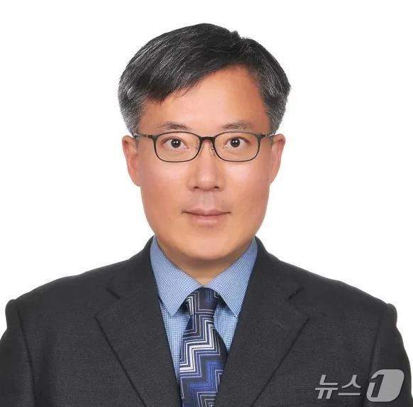 김석우 법무부차관 프로필