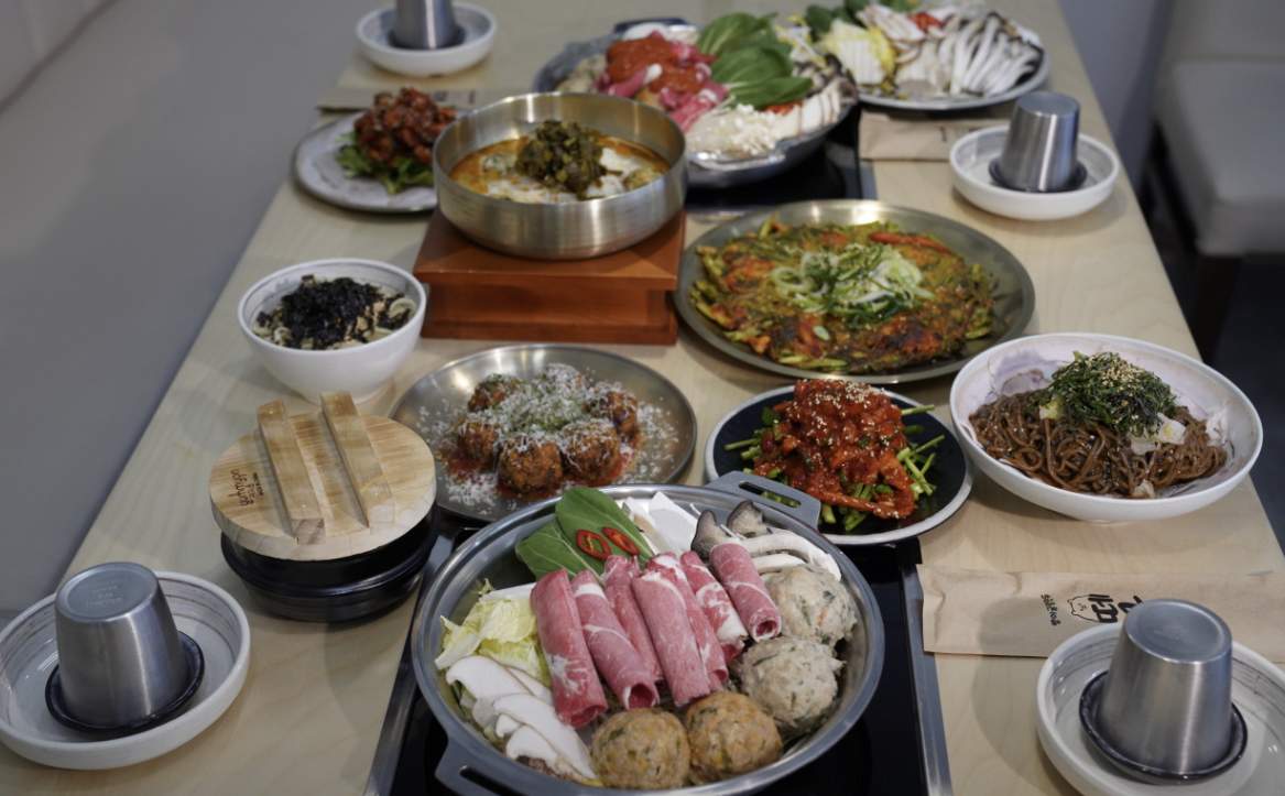 송파 굴림만두전골 맛집 &amp;#124; 2TV생생정보 장사의 신 방이굴림만두떼굴 방이본점