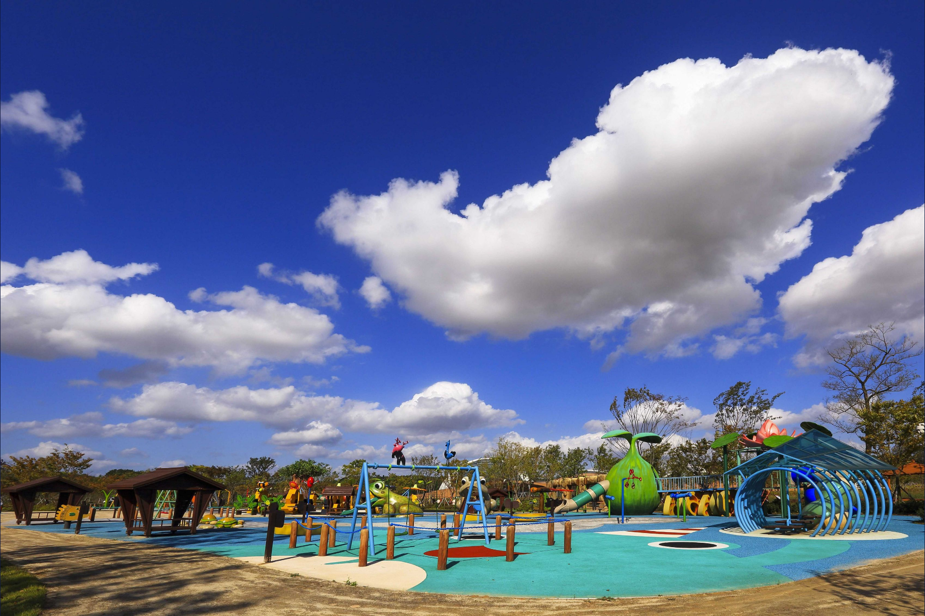 국립생태원-놀이터-전경