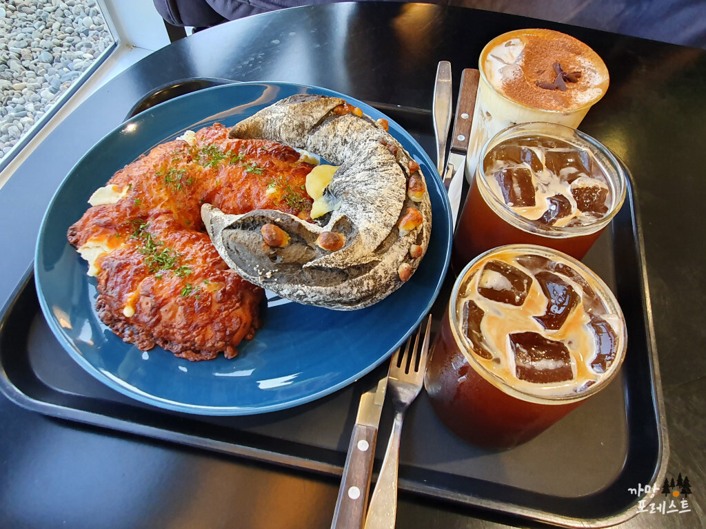 필무드 커피 한 잔