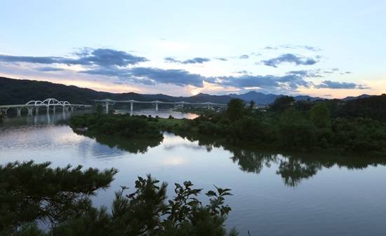 충주 탄금대 일출