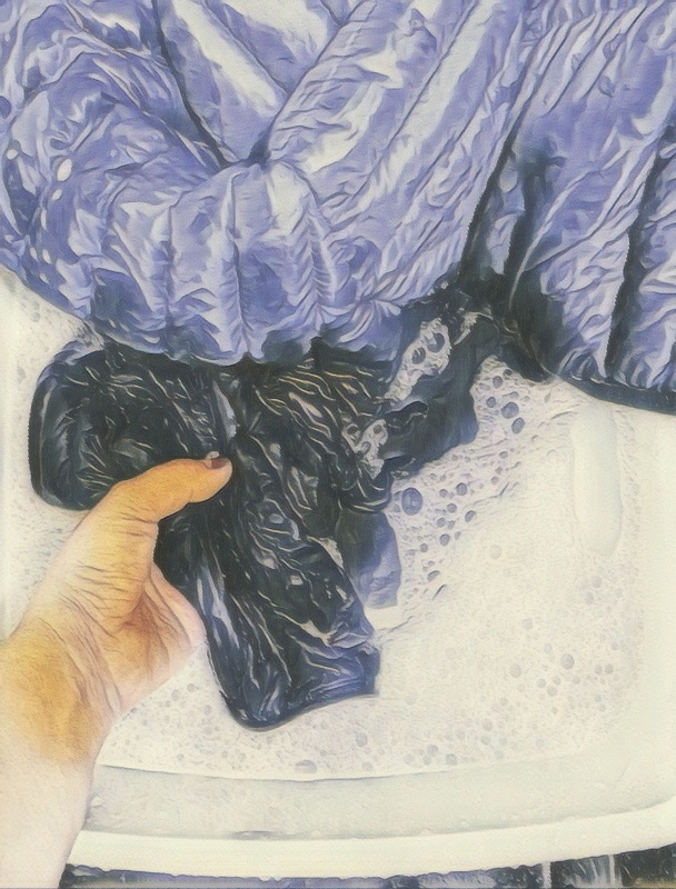 다운 재킷 패딩 안전하게 손 세탁하는 방법