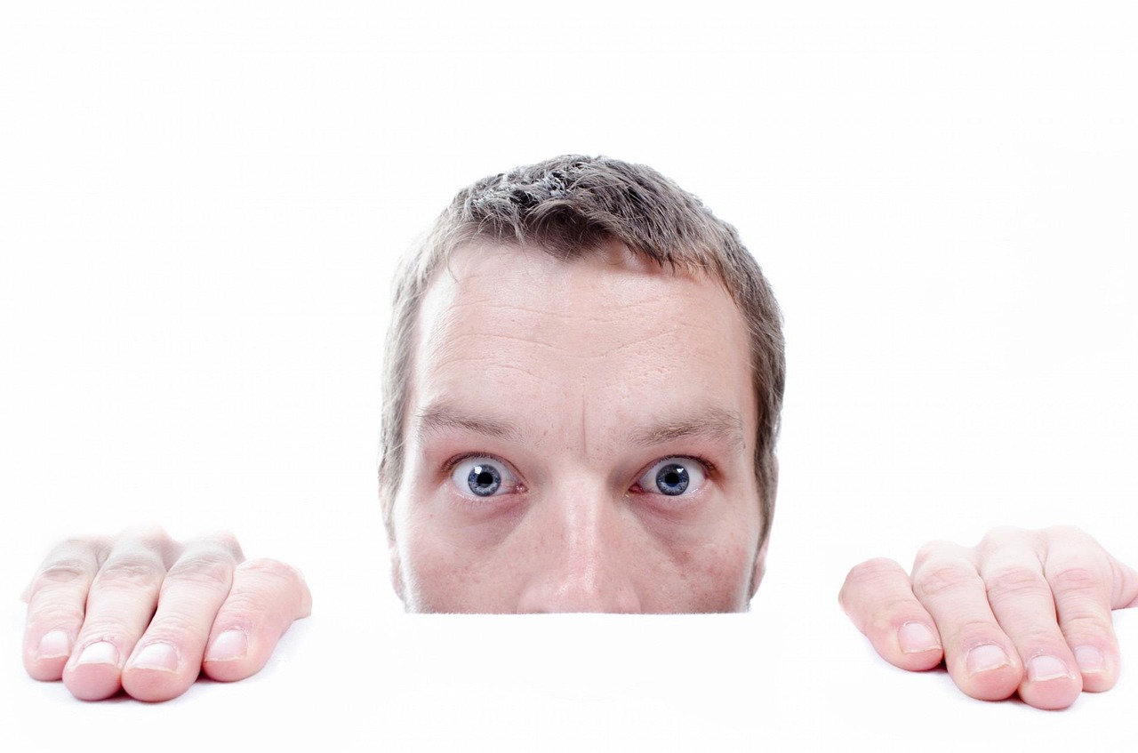 공황장애(Panic Disorder) 이해: 공황장애의 원인, 종류, 증상, 및 치료 전략.
