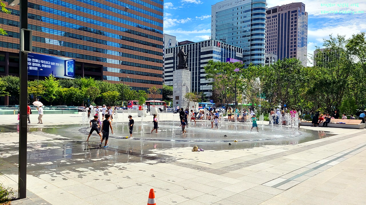 광화문광장-한글분수