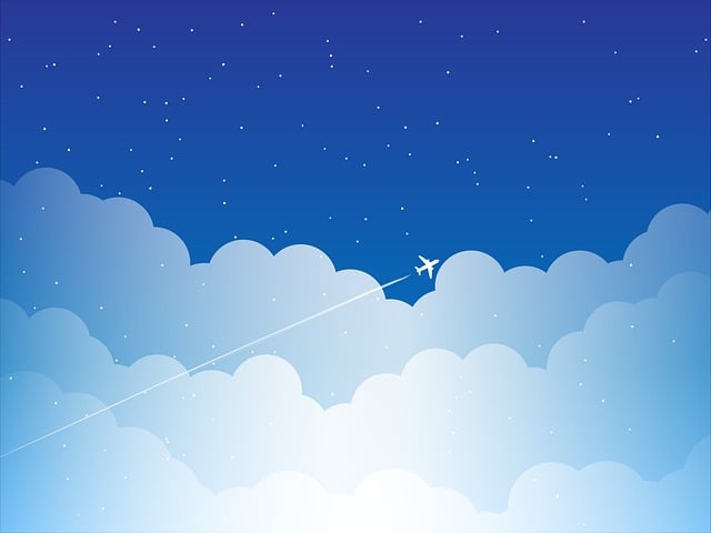 구름 속을 날아가는 비행기 그림