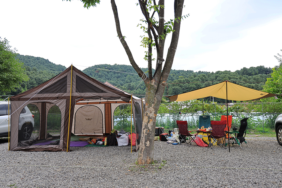 잣향기푸른숲 캠핑장