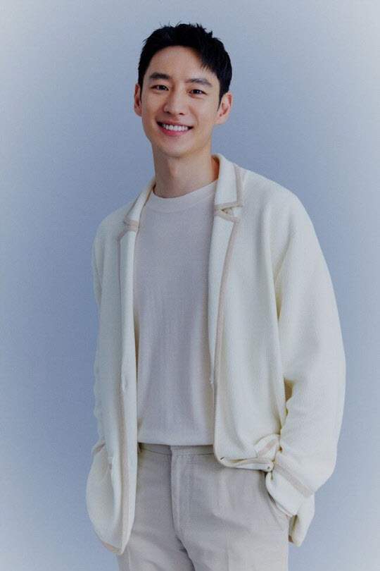 이제훈 프로필