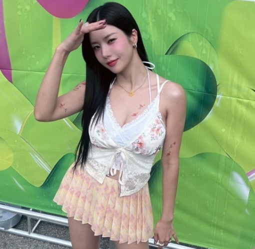 야름답다 