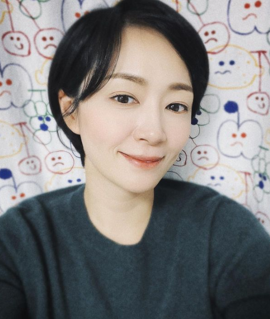 전익령 나이 프로필 키 결혼 남편 인스타 화보 성난황소 과거 리즈 드라마 영화