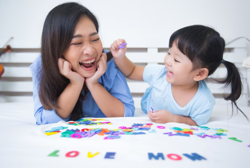 엄마와 아이. 아동의 언어발달
