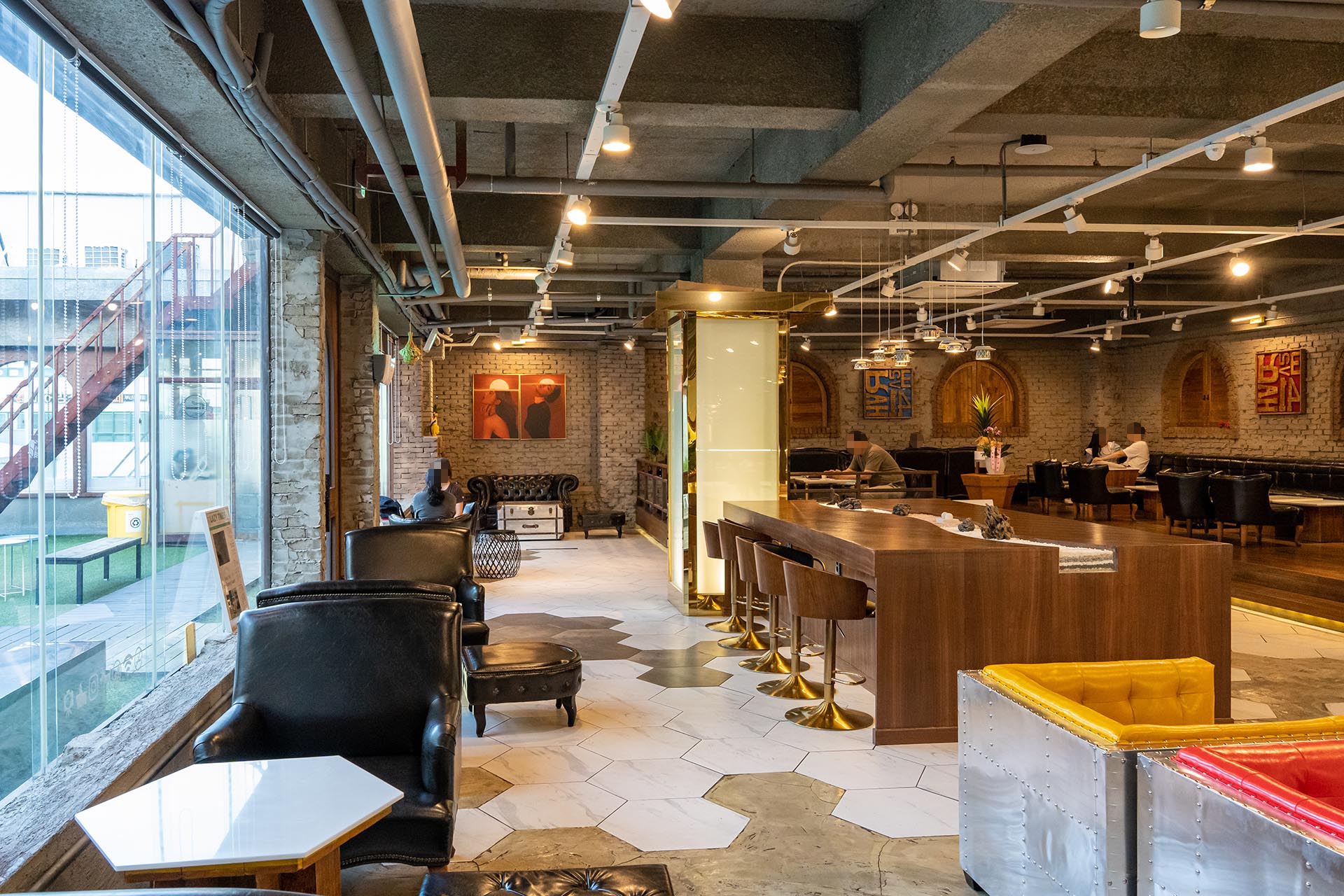 화명동 에디스