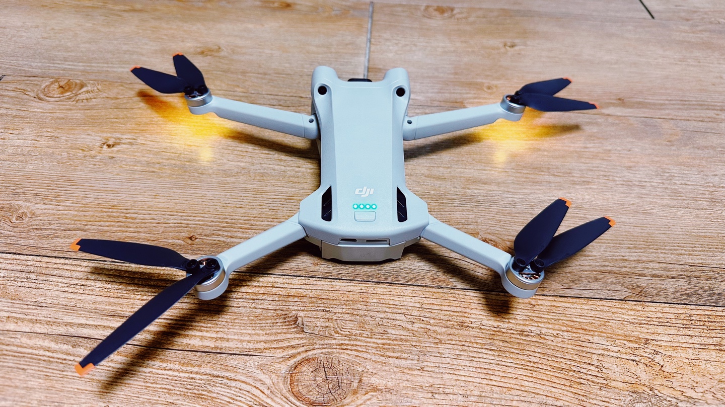 DJI 매빅 미니 3 Pro