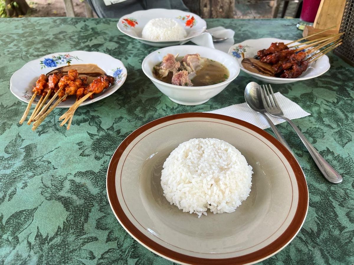 Sumi Sate (수미 사테)