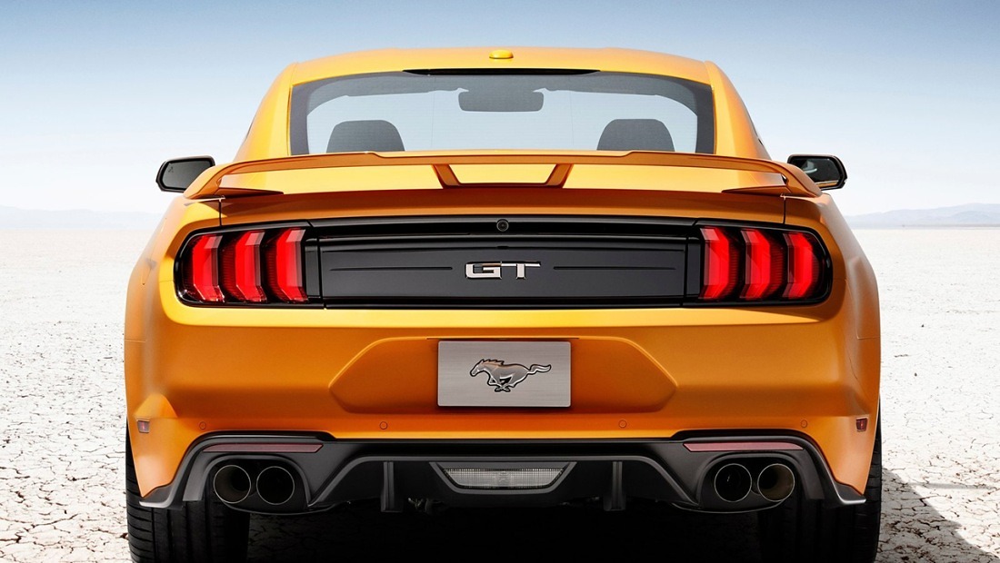 2019년식 포드 머스탱 노랑이 후면 사진 출처 다음 자동차