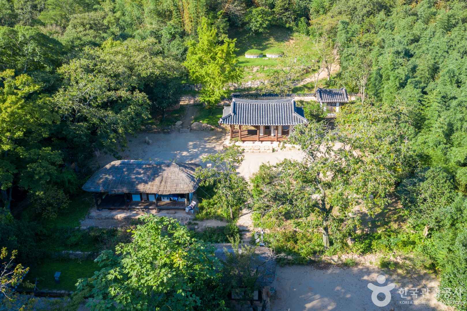 강진백운동원림