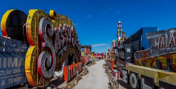 네온 뮤지엄 사진