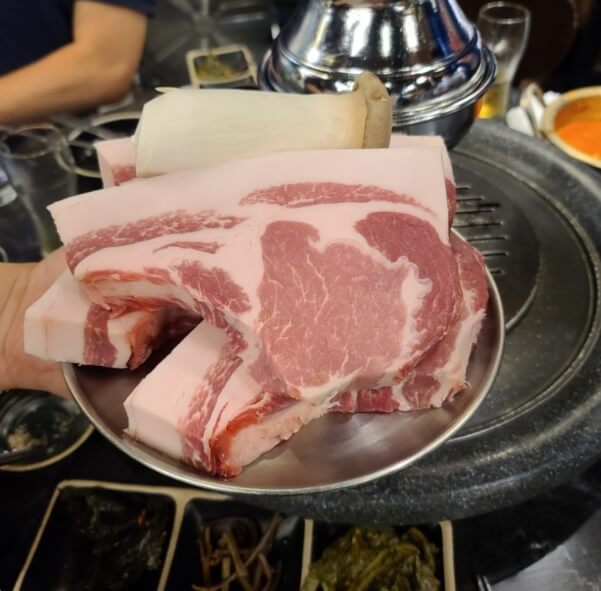 흑돼지 구이