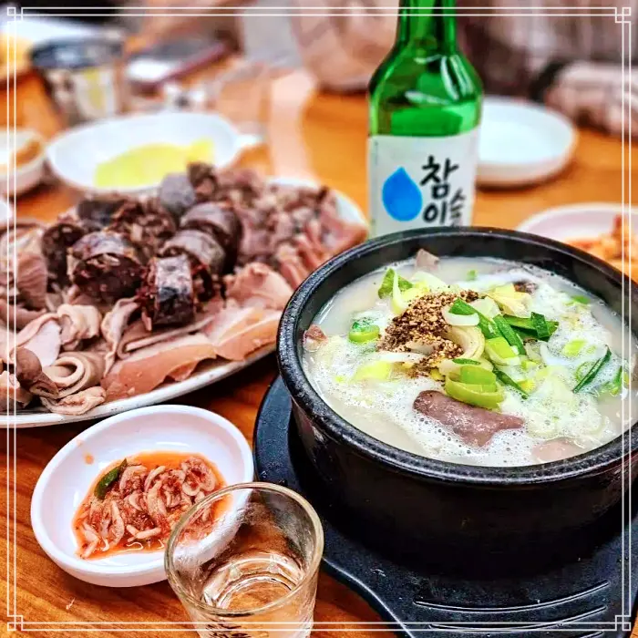 서대문&#44; 독립문&#44; 영천시장 맛집 라멘 육수 같은 순댓국&#44; 순대국밥
