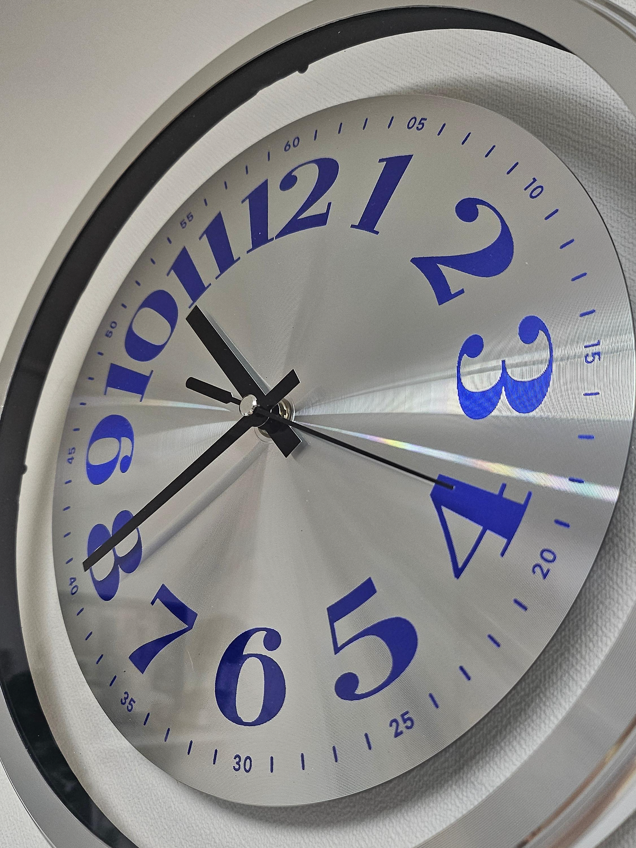Aluminum Wall Clocks (Advantages & Recommended Reasons)
