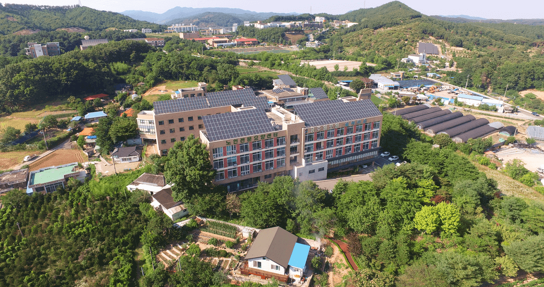 공주원로원 전경