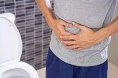 변기-앞에서-또-주저하게-만드는-남성