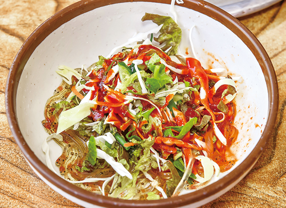 사백어 회 파는곳 실치 맛 식당 추천 먹는법 거제도 명화식당 기생충 주의사항