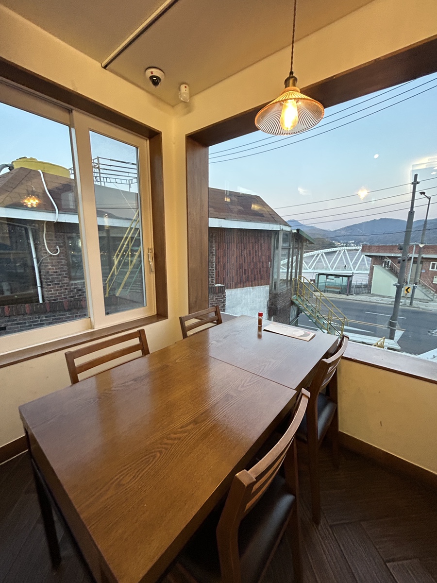 자가제면-백운동-내부