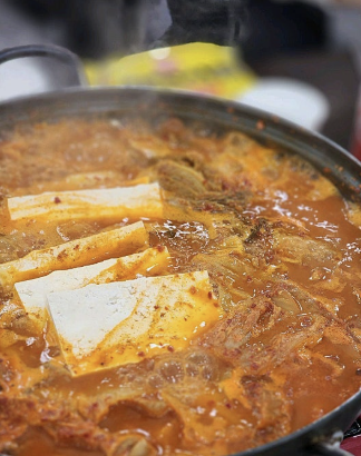 생생정보 옥이이모네 김치찌개 맛집