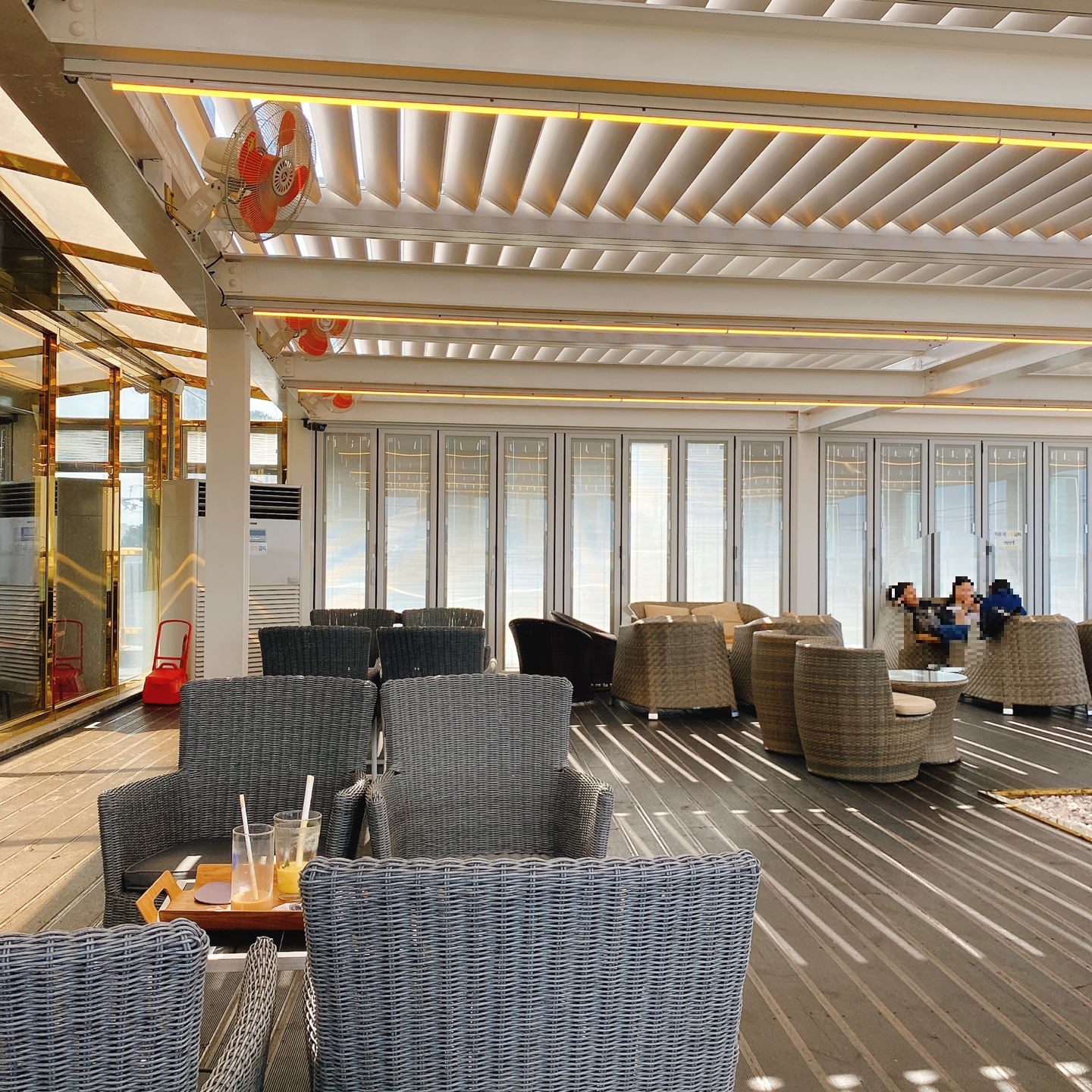 제주 도두 무지개 해안도로 도두봉 해수파크 포토존 비행기 제주공항근처 카페 나모나모베이커리