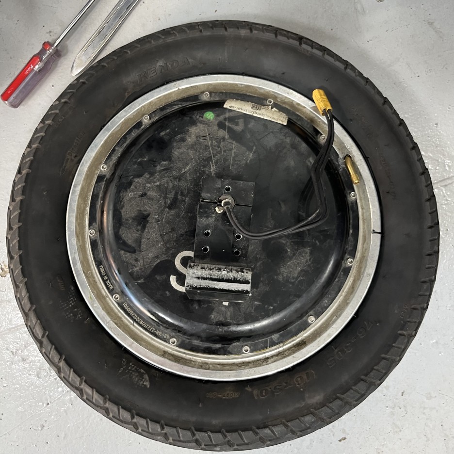 [수원 전동휠 수리: 킹송 16X AS]-KINGSONG 타이어튜브 펑크 교체, 화성 동탄 광교 용인 분당 안양 오산 안산 군포