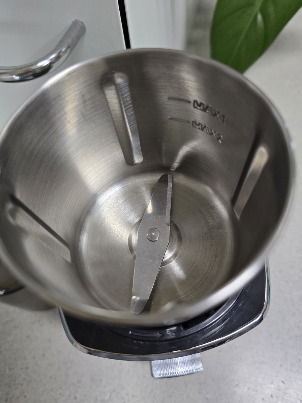 스테인리스 분쇄날