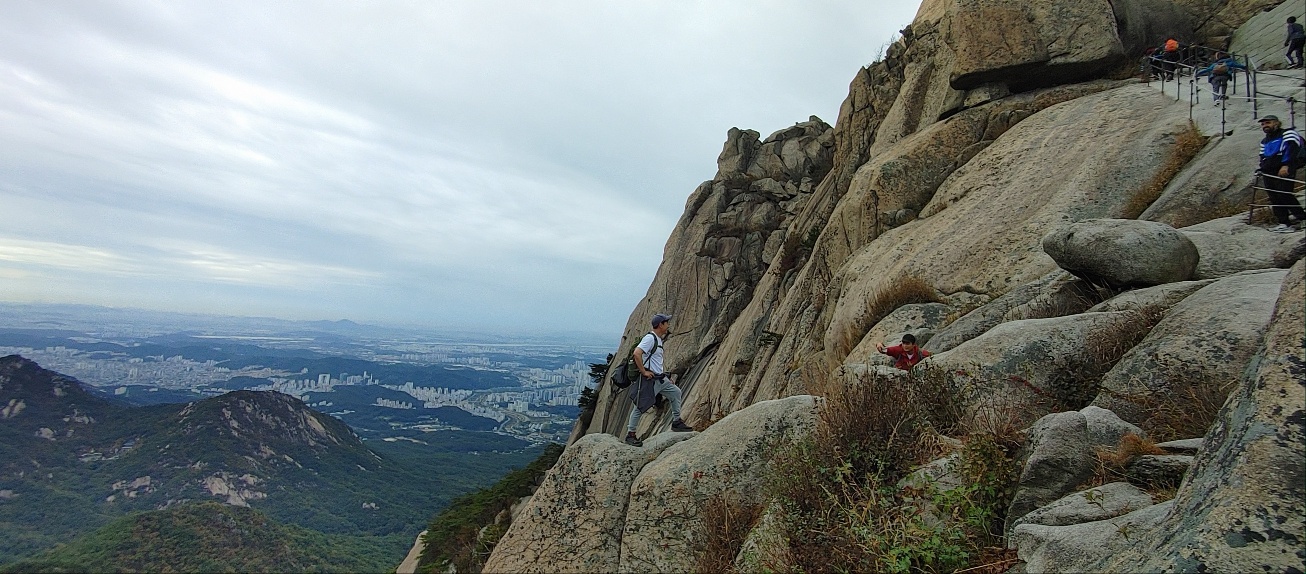북한산-정상-바로-아래