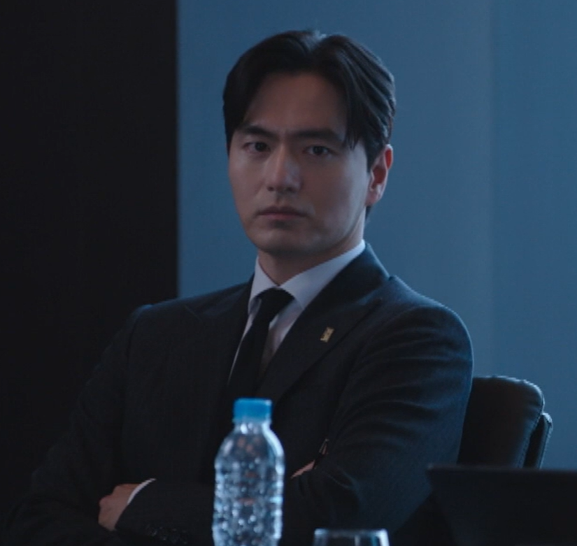 에스콰이어 뜻 출연진 몇부작 OTT