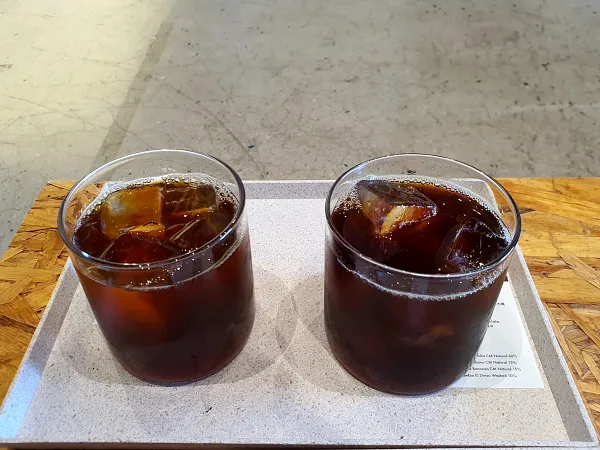 커피 2잔