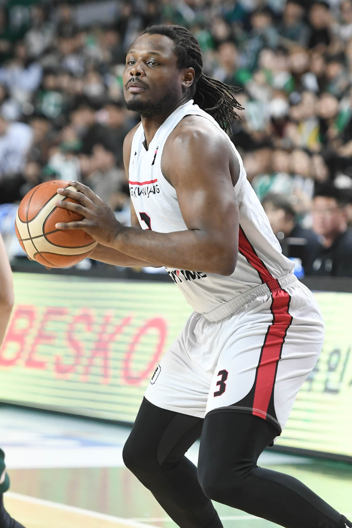 KBL 현대모비스, 정관장 제압! 6강 플레이오프 1차전 승리