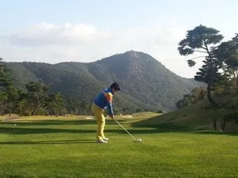골프 티샷 성공률 높이기 루틴 시선고정 리듬 유지_40