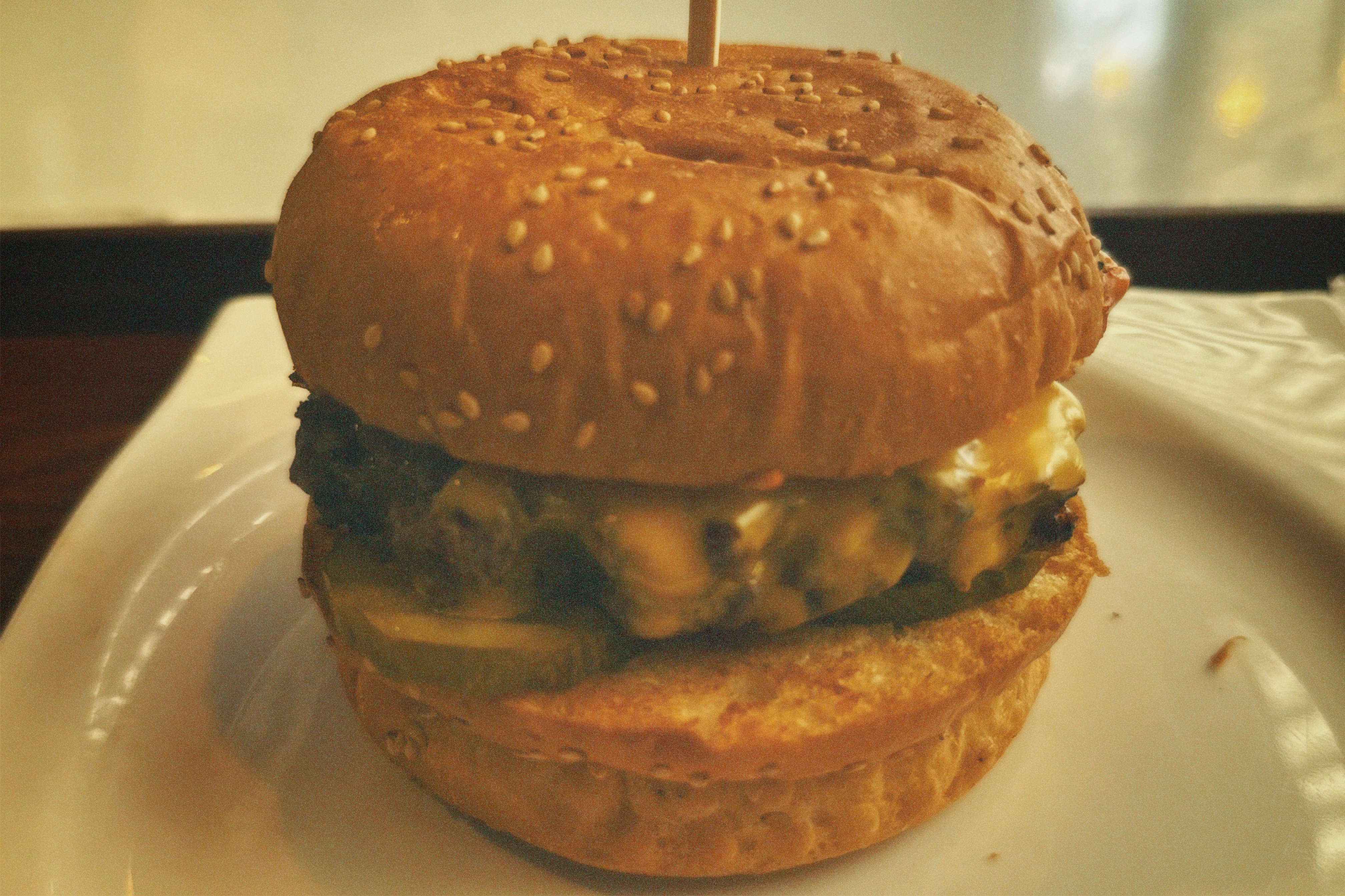 [맛집] 미국 본토의 맛 그대로! 방이동 수제버거 맛집 차고버거