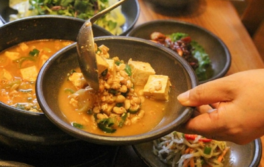 백반기행-금산-청국장-정식-돌솥밥-황토집사람들