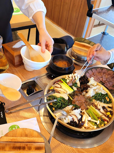 충북 제천 약초밥상 '대보명가' 본점