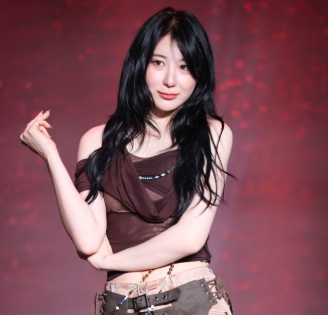 아이즈원 출신 이채연