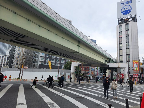 난바역5번출구앞
